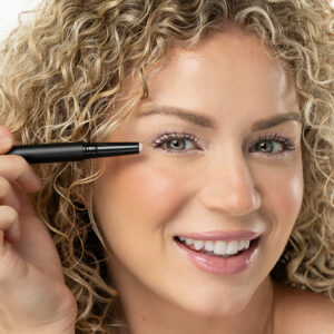 MOODSTRUCK stick eyeshadow – Bubbly – pale pink