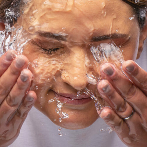 BalmModel2_9584714517c7f2bf91c6a6d73fe44865.jpg BalmModel2_9584714517c7f2bf91c6a6d73fe44865.jpg