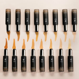 YOUNIQUE TOUCH serum+ foundation